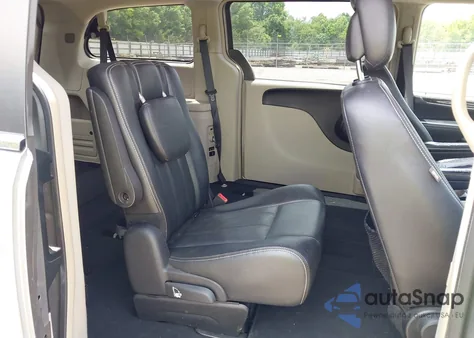 2016 Chrysler Town & Country Touring from USA, damaged, VIN 2C4RC1BG1GR173993